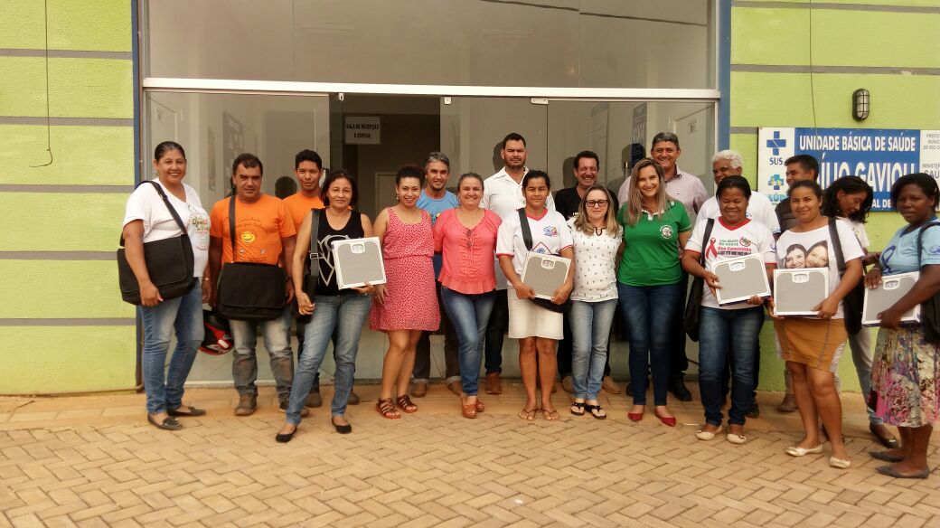 Rio Crespo: Agentes de Saúde e enfermeiras recebem kits contendo balança e bolsa