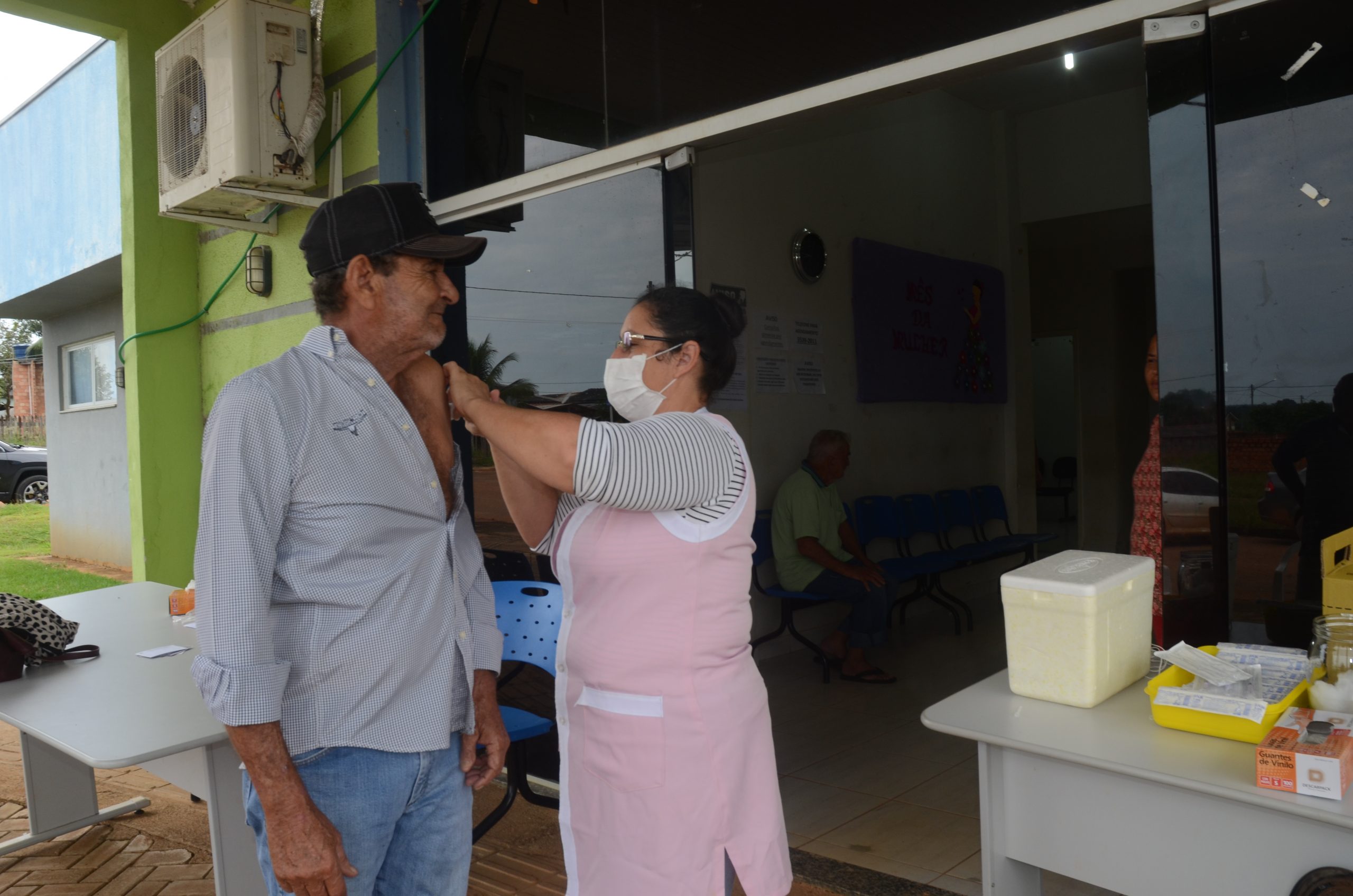 Rio Crespo> Secretaria de saúde inicia a campanha de vacinação contra gripe.