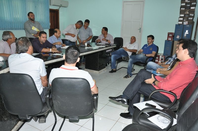 Ariquemes:Secretário de Planejamento participa da reunião das comissões na Câmara de Ariquemes