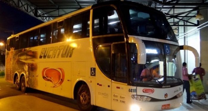 MT: Fiscalização da Ager apreende dois ônibus em nova Mutum por transporte irregular