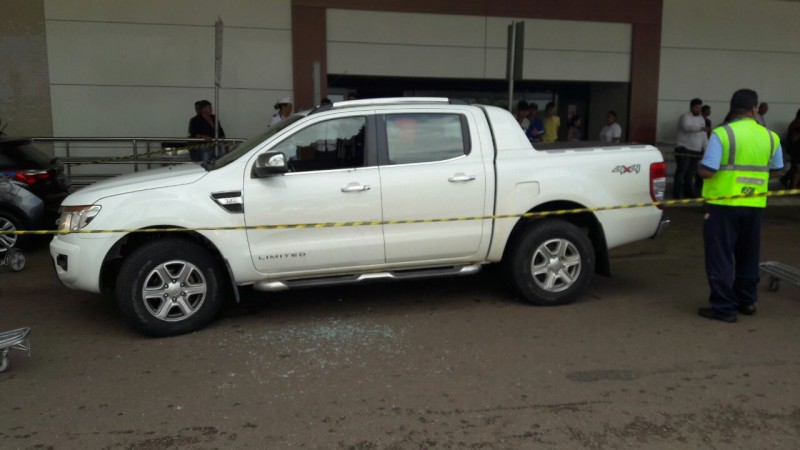 Homem é morto a tiros no Aeroporto Governador Jorge Teixeira, em Porto Velho – Fotos e Vídeo