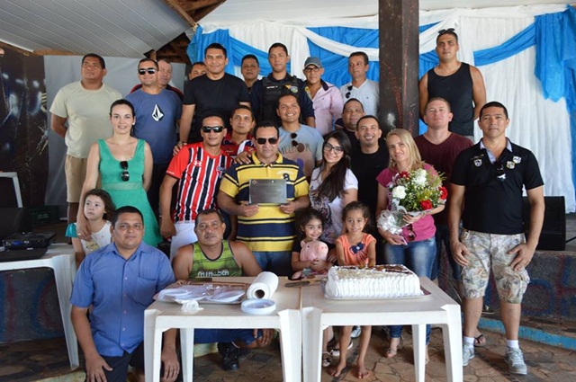 Itapuã do Oeste:Homenagem dos amigos  ao Tenente Cavalcante