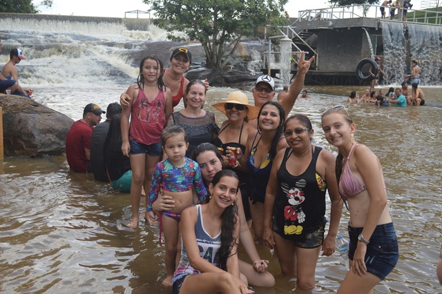 Rio Crespo: Comemoração ao dia do funcionário público;veja as fotos