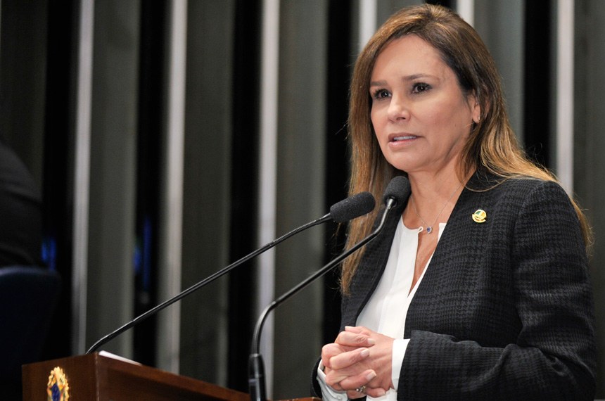 Senadora comemora fim das bandeiras tarifárias em estados da Região Norte, incluindo Rondônia