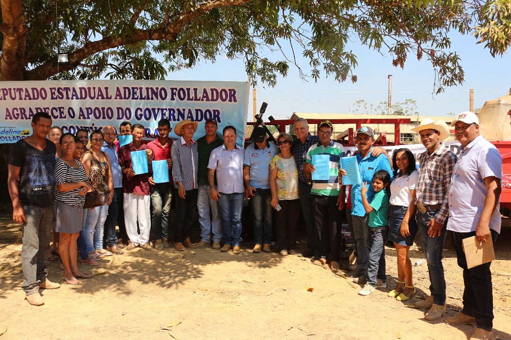 Follador participa de entrega de implementos para Associações e Secretaria de Cujubim