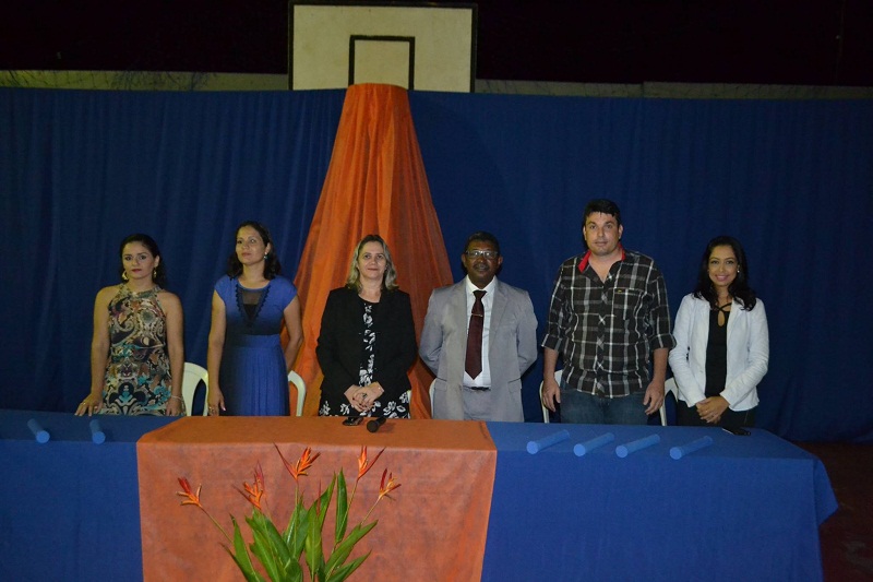 Deputado Só na Bença participa da formatura dos alunos do 3º ano da escola Estadual José Severino dos Santos, em Primavera de Rondônia