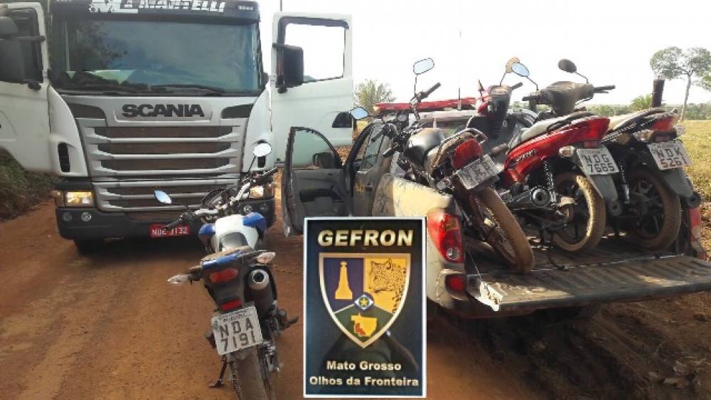Policiais do Gefron apreendem caminhão e capturam suspeitos que levavam para a Bolívia motos furtadas em Vilhena