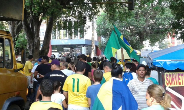 População também vai às ruas de Porto Velho contra esquemas do PT