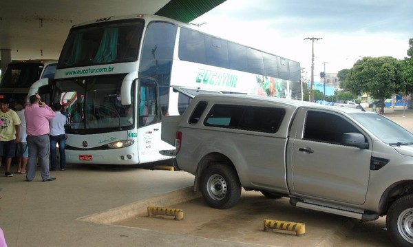 Rondônia: Idoso é encontrado dentro de ônibus