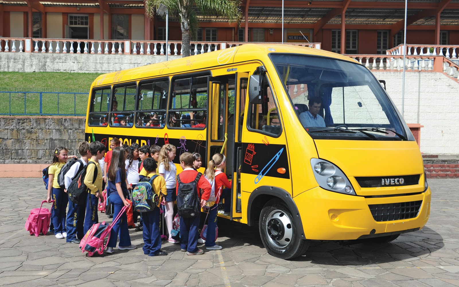 Rio Crespo: Prefeitura realizará licitação para transporte escolar