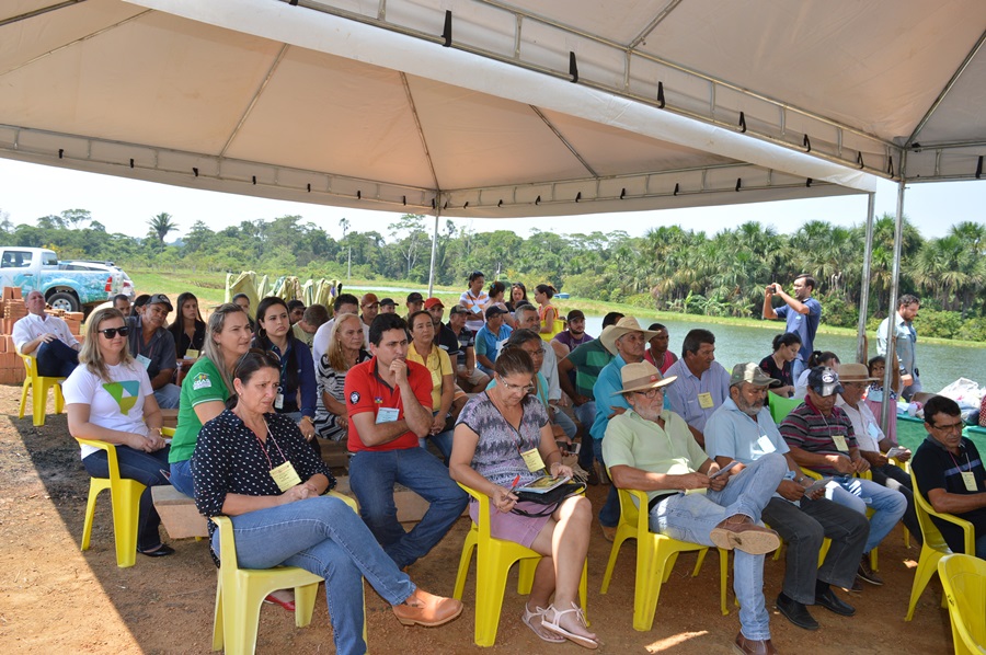 Rio Crespo: Através da Emater foi realizado o dia especial voltado para Piscicultura