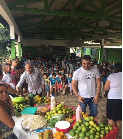 Deputado Geraldo da Rondônia e Prefeito Thiago Flores visita colégio na zona rural RJ