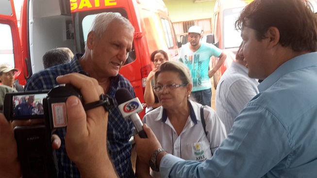 Deputado Adelino Follador entrega Van especial para cadeirantes para APAE de Ariquemes.‏
