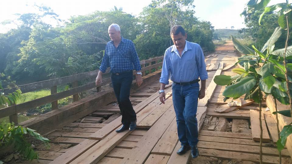 Deputado Adelino Follador Solicita urgente recuperação da ponte do Rio Parto em Cacaulândia.
