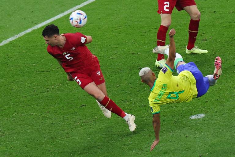 Com show de Richarlison, Brasil vence Sérvia por 2 a 0 na estreia na Copa