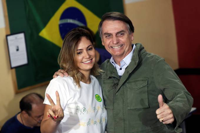 Conheça a trajetória da futura primeira-dama do Brasil