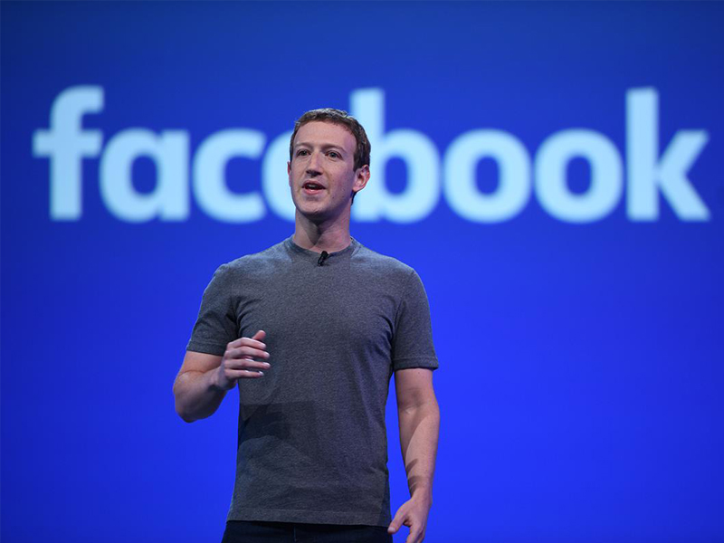 Facebook começará a cobra por notícias de sites e jornais, diz Mark Zuckerberg