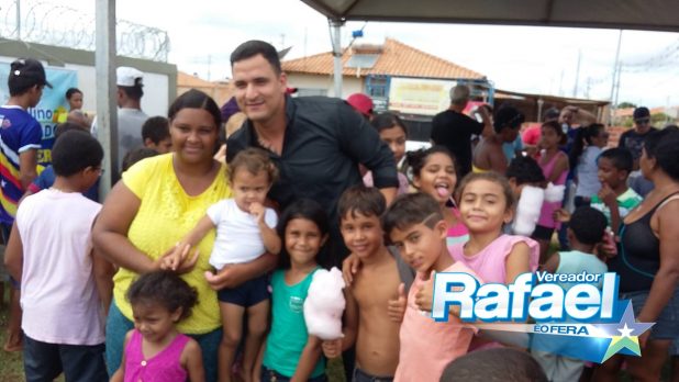Vereador Rafael ÉO Fera realiza ação social de Páscoa