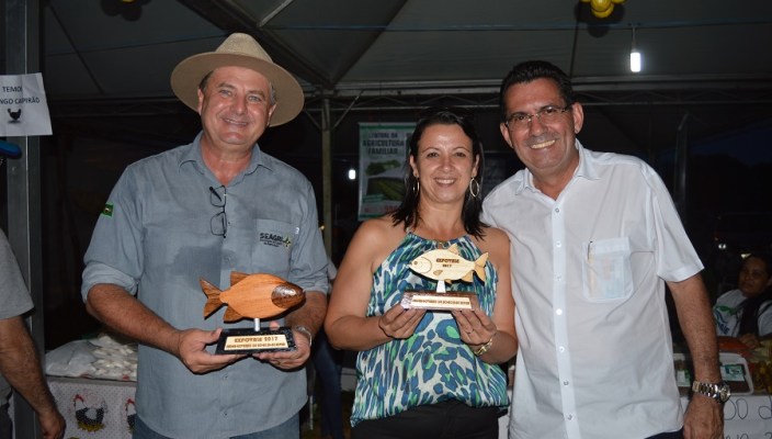 Rio Crespo: Secretária de Agricultura foi reconhecida pelo presidente da ACIA pelo esforço e dedicação na EXPOVALE
