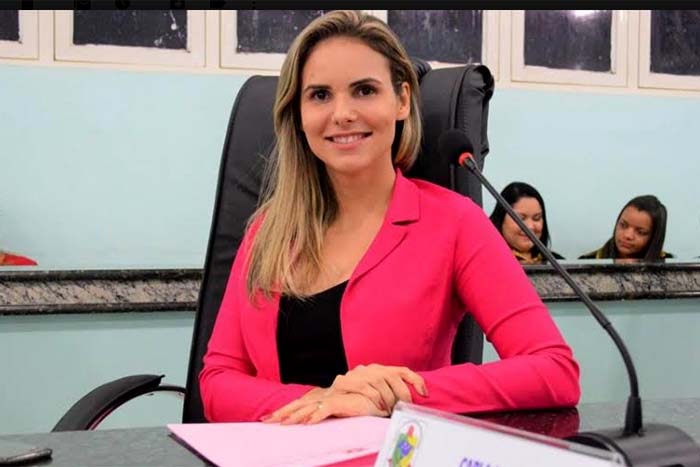 Carla Redano é empossada Presidente da Câmara Municipal de Ariquemes